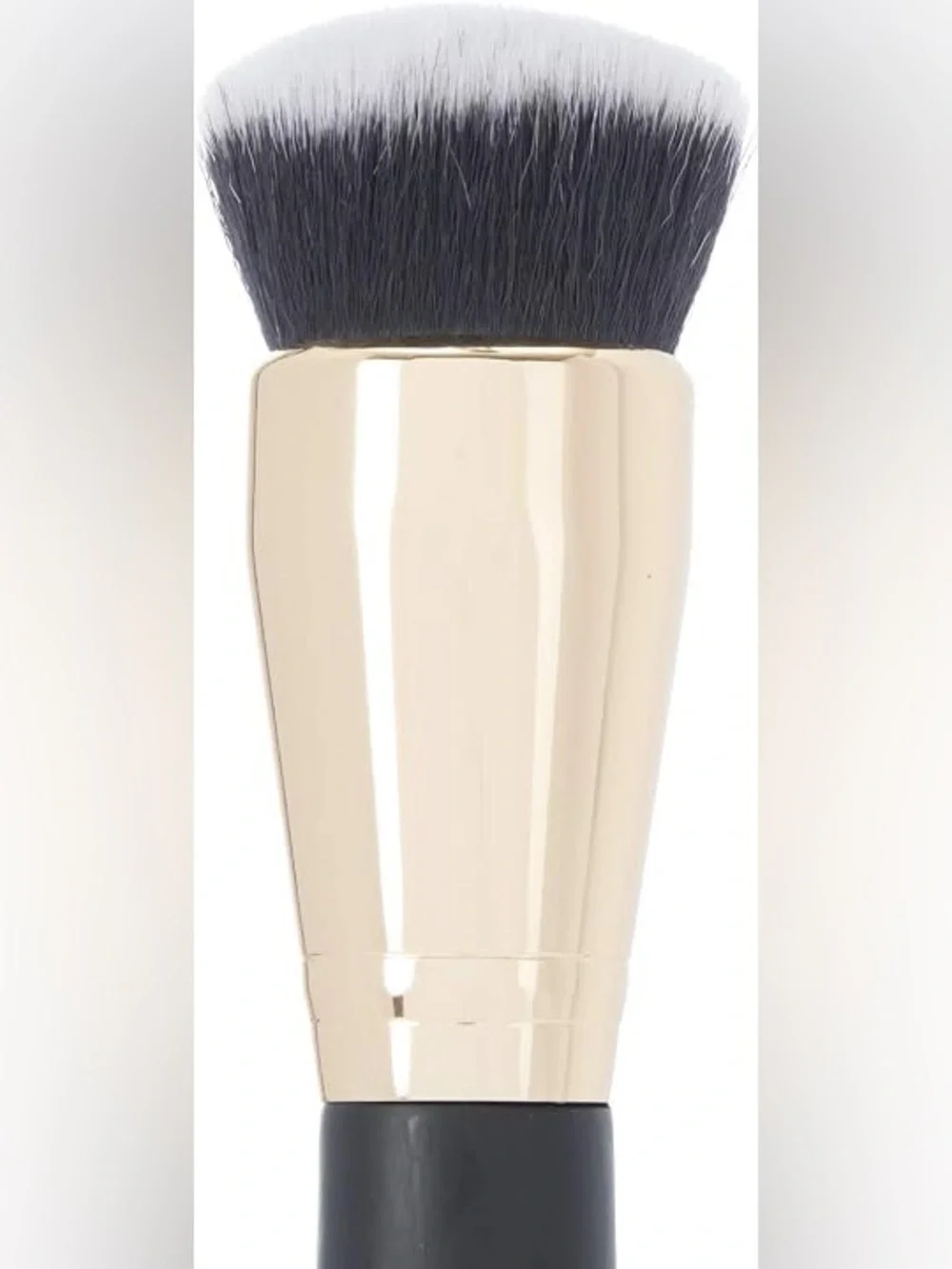 Belle Beauty Hi-Definition Liquid Foundation Brush NEW- $30 Retail
